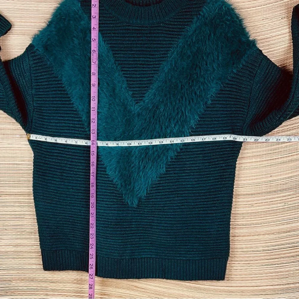 REVOLVE JOA Emerald Faux Fur Knit Sweater Pullover Crewneck Size M
